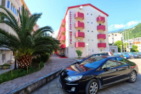  Hotel Podostrog  Будва